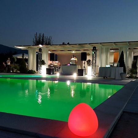 הוילה אנגני Agriturismo Sant' Isidoro מראה חיצוני תמונה