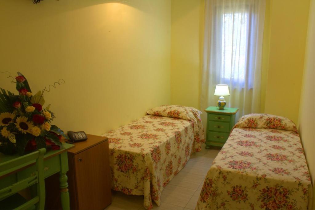 הוילה אנגני Agriturismo Sant' Isidoro חדר תמונה